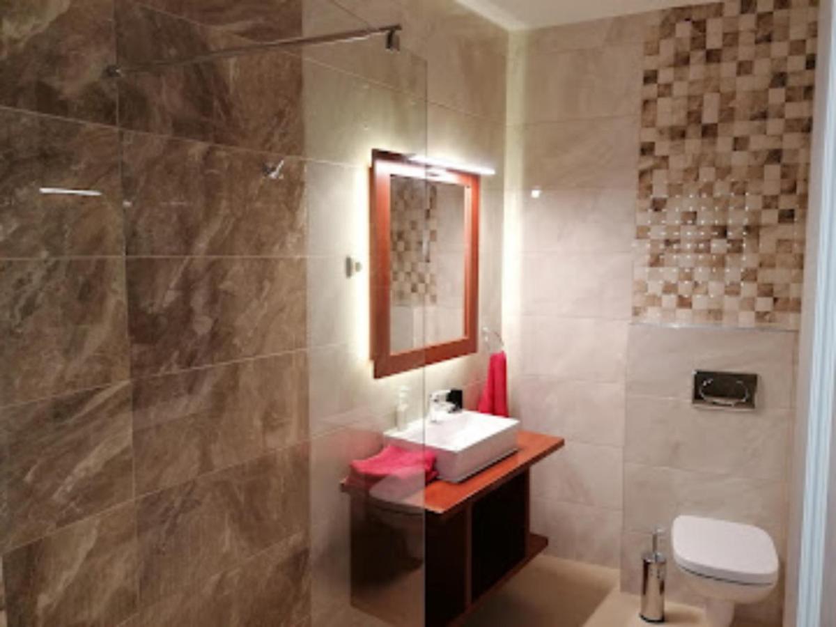 Staff Guest House Nyíregyháza Dış mekan fotoğraf